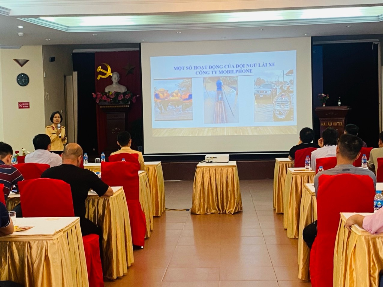 Phòng Cảnh sát giao thông tuyên truyền cho đội ngũ lái xe 29 tỉnh thành miền Bắc của Công ty Mobifone